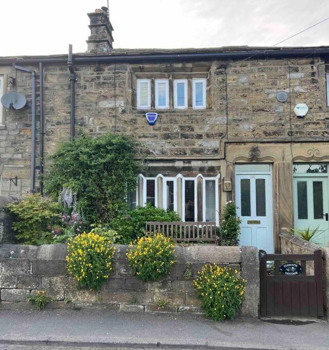 17Th Century Cottage With Hidden Garden Steeton 외부 사진